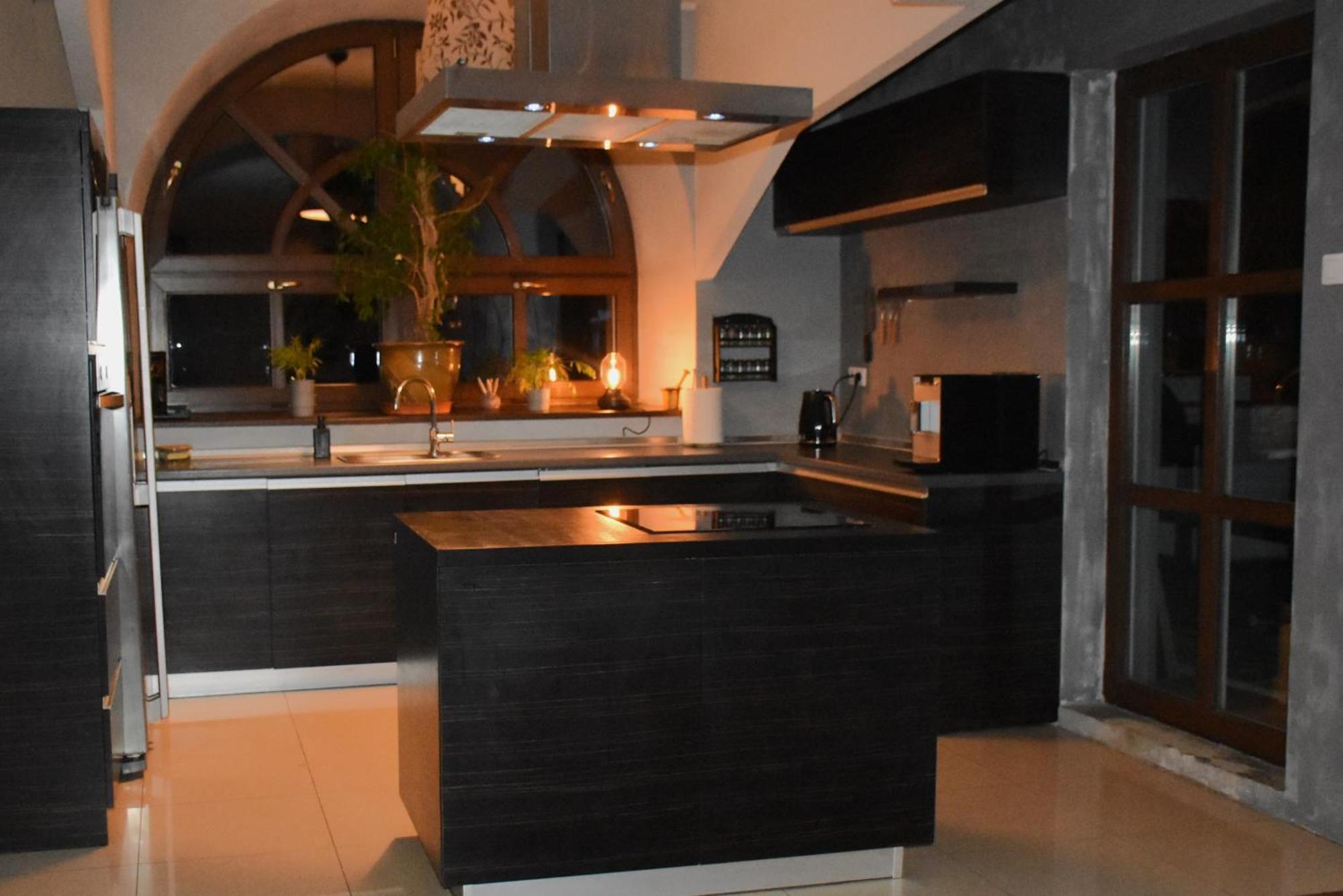 Manufaktura Bakery, Penthouse 200M, Prywatna Kamienica, Parking Strzezony Διαμέρισμα Λοτζ Εξωτερικό φωτογραφία