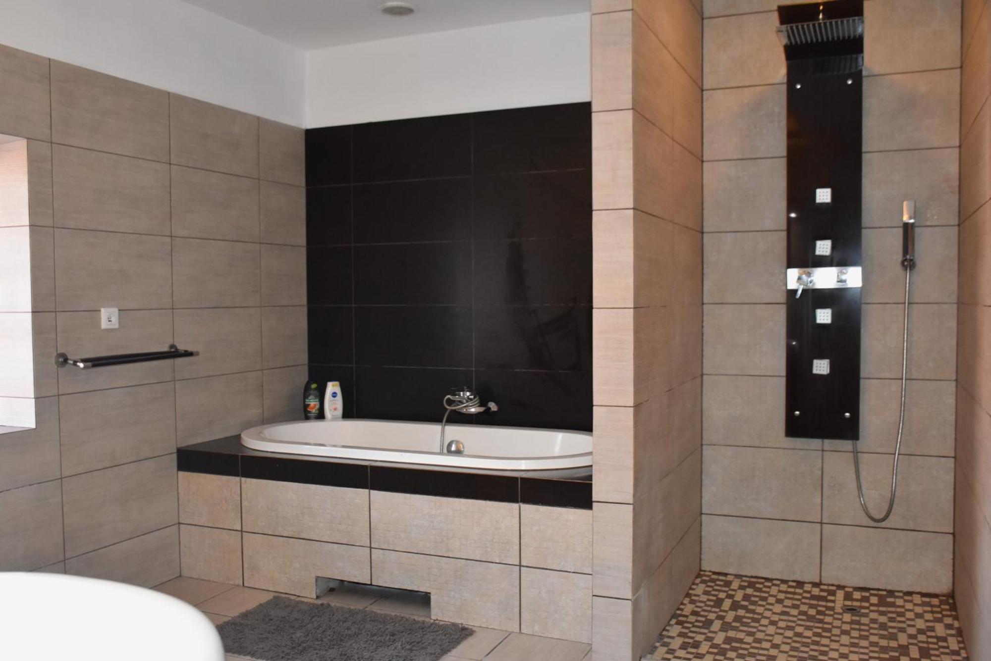 Manufaktura Bakery, Penthouse 200M, Prywatna Kamienica, Parking Strzezony Διαμέρισμα Λοτζ Εξωτερικό φωτογραφία
