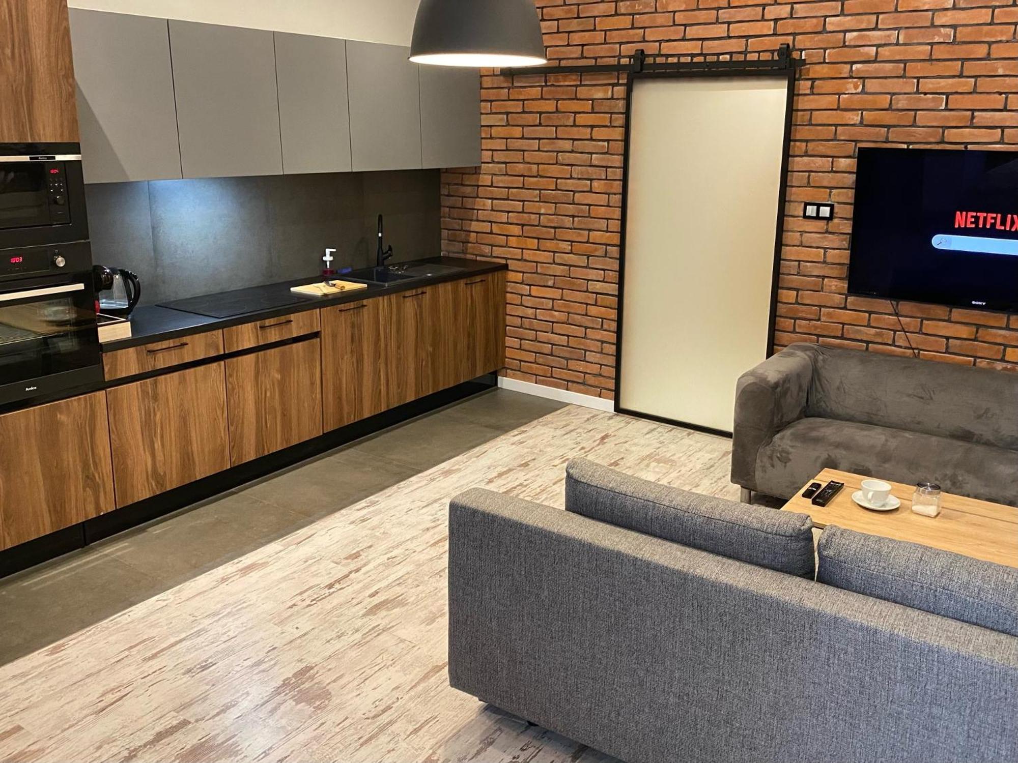 Manufaktura Bakery, Penthouse 200M, Prywatna Kamienica, Parking Strzezony Διαμέρισμα Λοτζ Δωμάτιο φωτογραφία