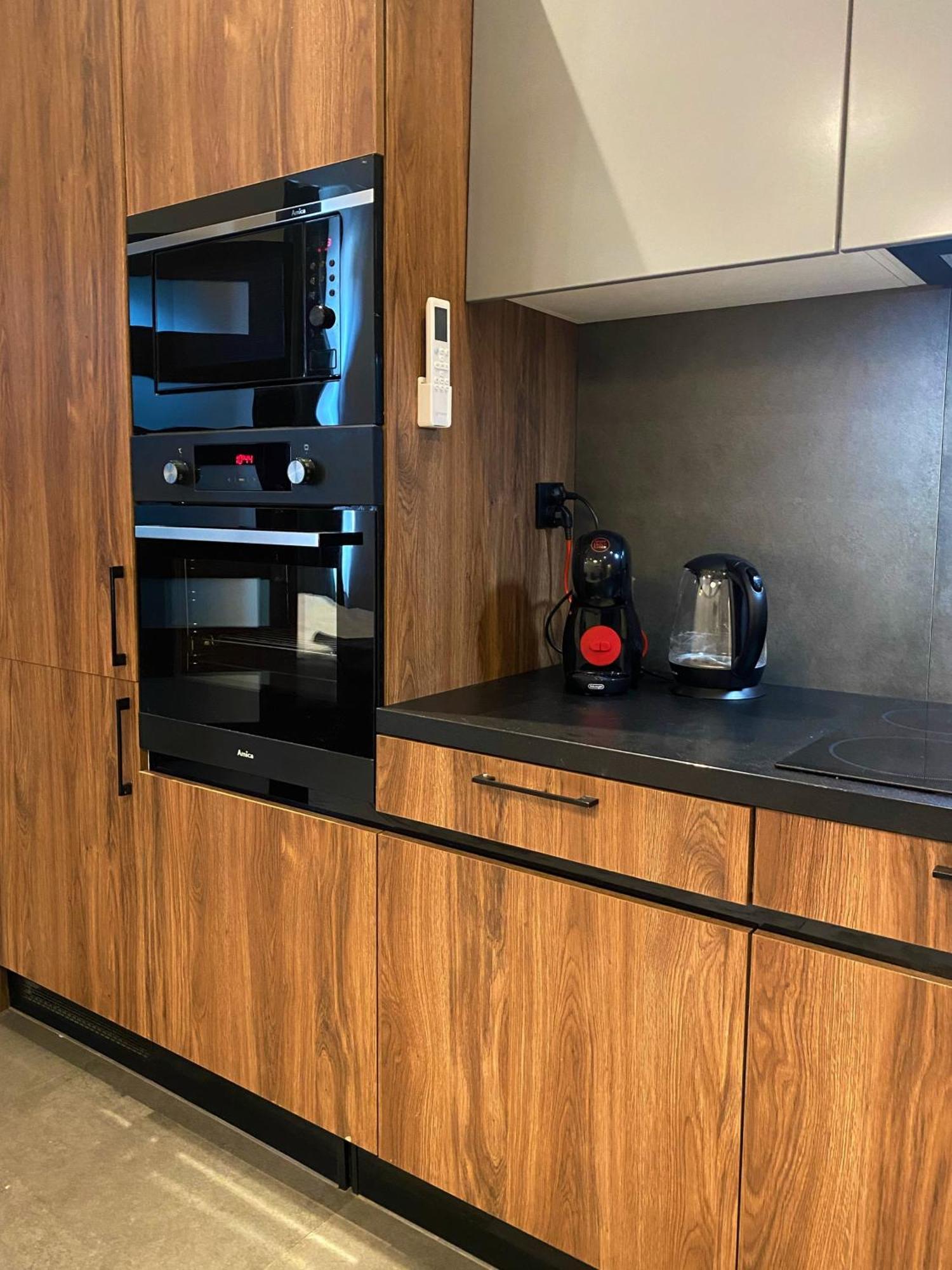 Manufaktura Bakery, Penthouse 200M, Prywatna Kamienica, Parking Strzezony Διαμέρισμα Λοτζ Εξωτερικό φωτογραφία